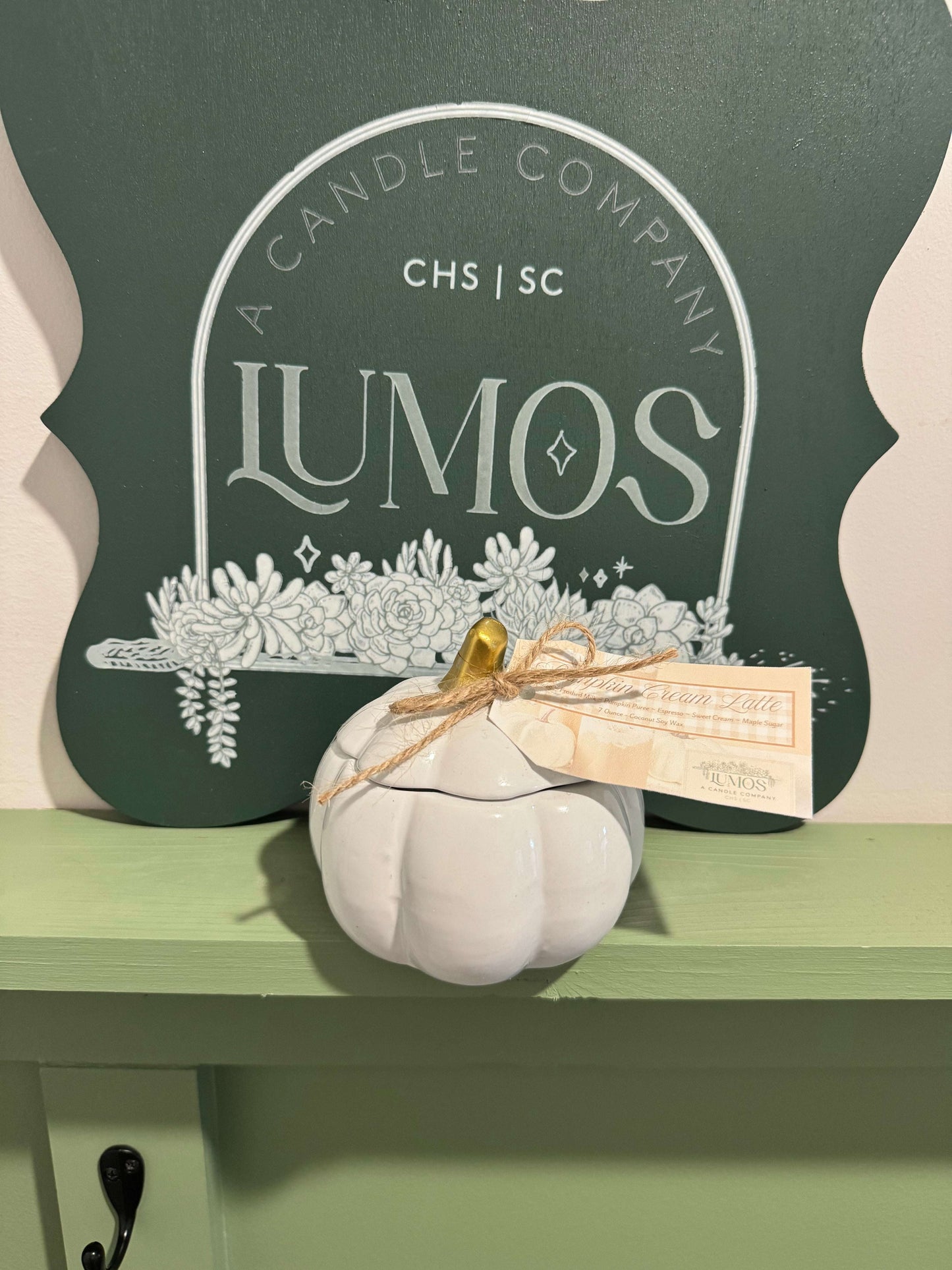 White pumpkin ceramic fall scented candle in 7oz reusable vessel by Lumos